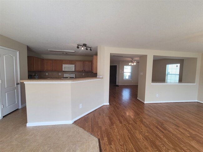 Photo - 7815 Tuhati Forest Ln