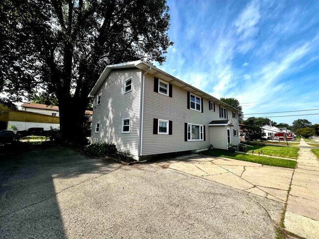 219 4th Ave