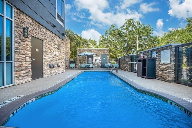 Building Photo - 1350 Broadfield Blvd Unit 228