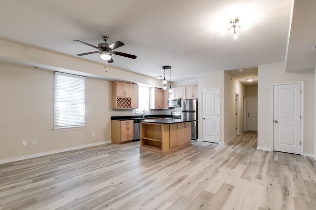 Photo - 821 N 24th St Unit #1