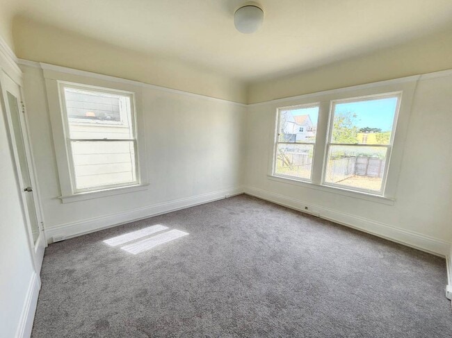 Building Photo - 2230 Irving St Unit 2230A Rental