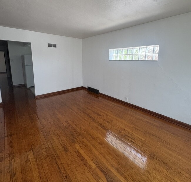 Photo - ** MOVE-IN SPECIAL. Half Off 1st Months Rent**
1.5-Bedroom Apartment with Bonus Room & Hardwood F...