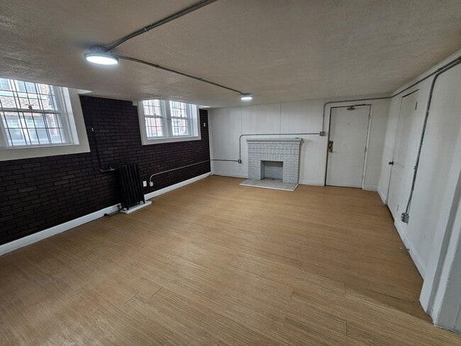 Photo - 2654 N Moreland Blvd