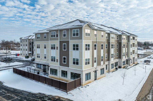 Building Photo - The Lofton