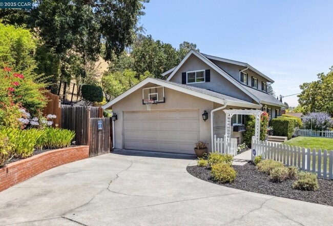 Photo - 1600 Springbrook Rd