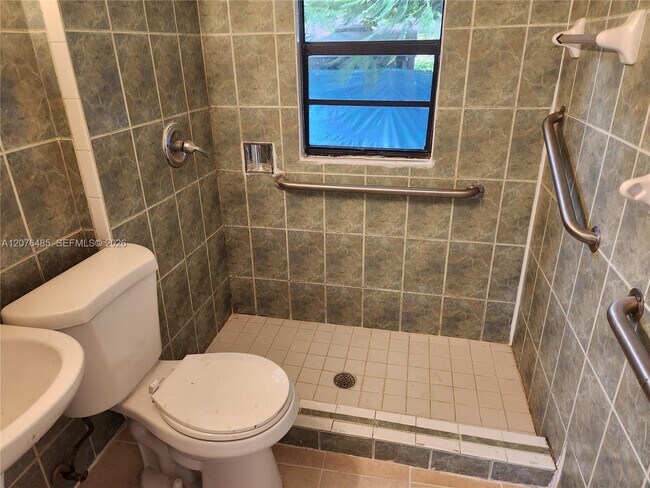 Photo - 2129 NW 44th St