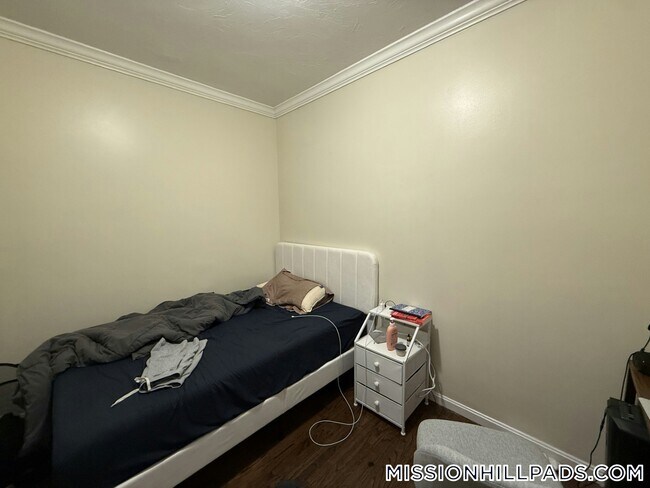 Photo - 712 Shawmut Ave Unidad 2R