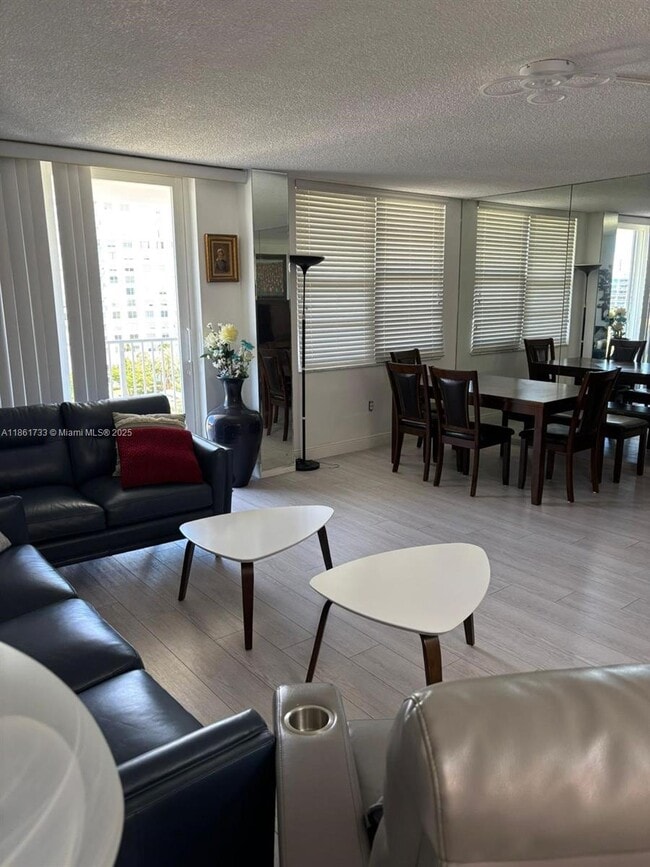 Photo - 2801 NE 183rd St Unit 804W