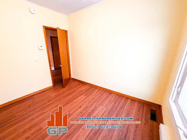 Photo - 36 Maple Ave Unit 2