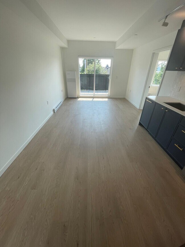 Photo - 1807 Larch St Unit 00112