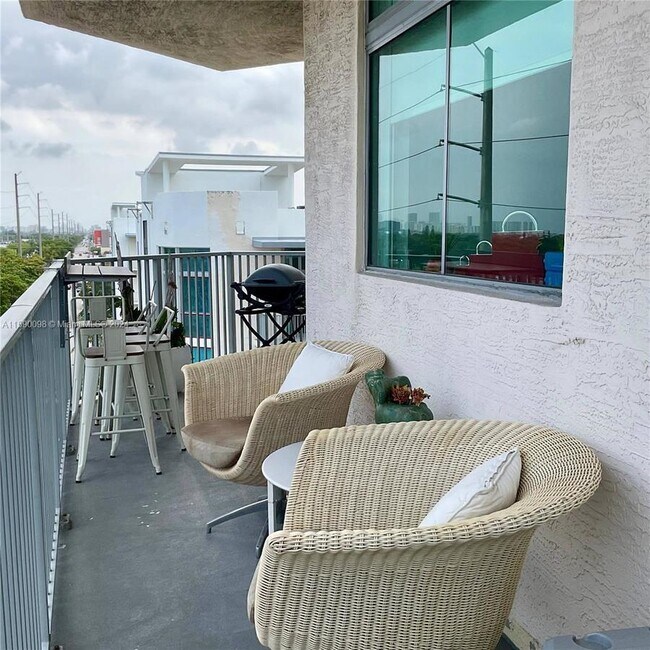 140 S Dixie Hwy Rental House Rental in Hollywood, FL