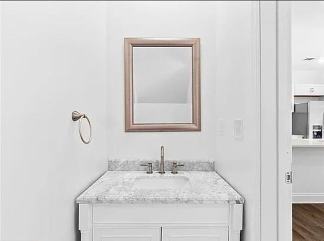 Photo - 1410 Cleo Way Unit 1410 Cleo Way Apt B