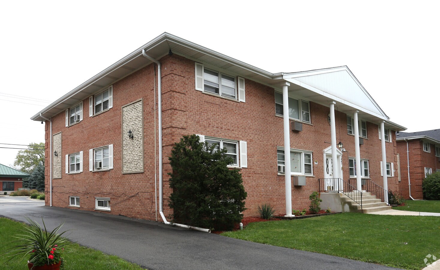 Photo - 1447 Homestead Rd