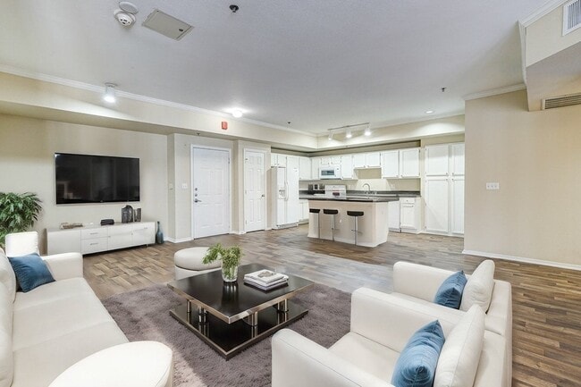 Villas at Katy Trail Apartments