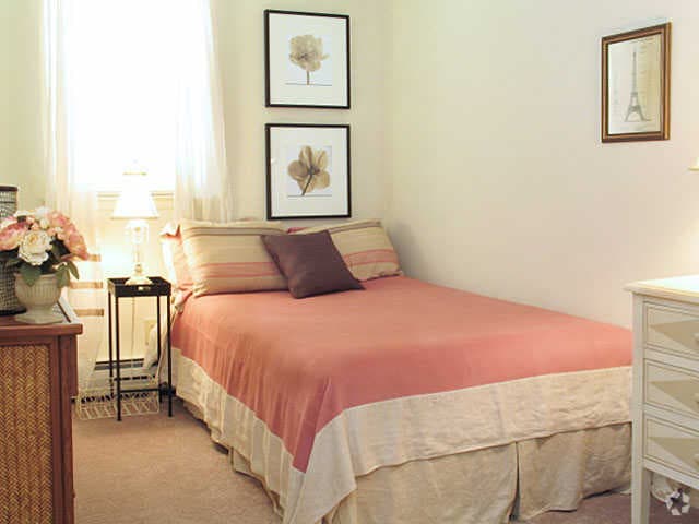 Second Bedroom - Mayflower Crossing Apartments