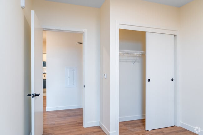 2BR, 2BA, - 1044SF - Bedroom