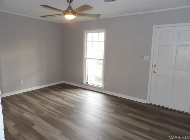 Photo - 441 Mulligan Dr