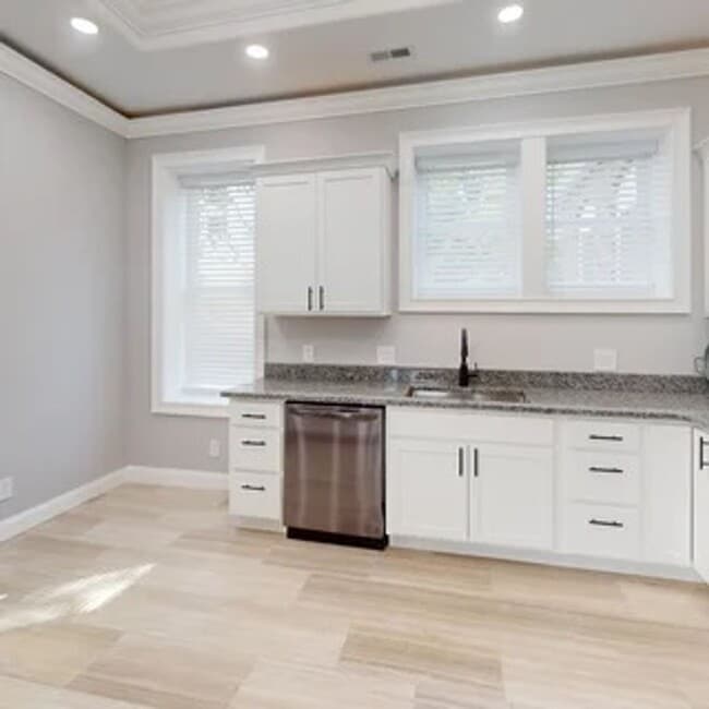Photo - 505 22nd St