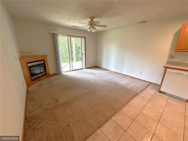 Photo - 1279 Pinewood Trail Unit #2