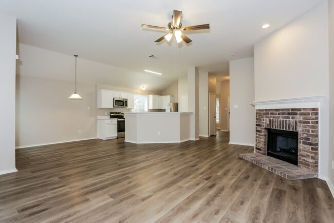 Photo - 1430 Vermont Ave