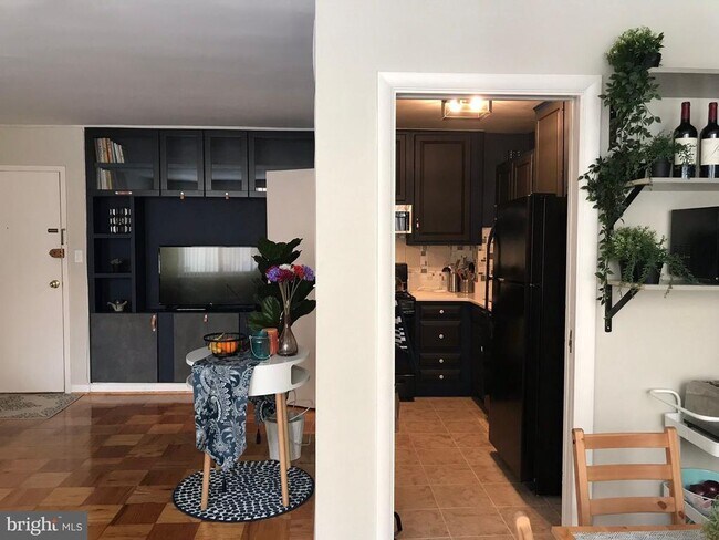 Photo - 522 21st St NW Unit 301