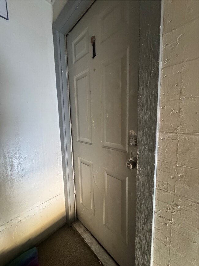 Building Photo - 7018 Avenue F Unit 1