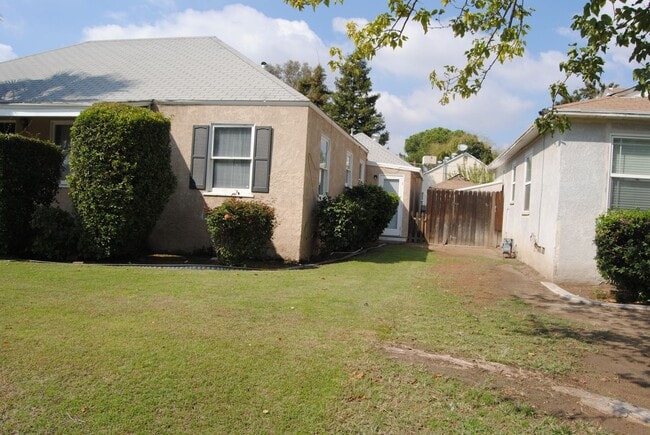 Photo - 3005 Spruce St