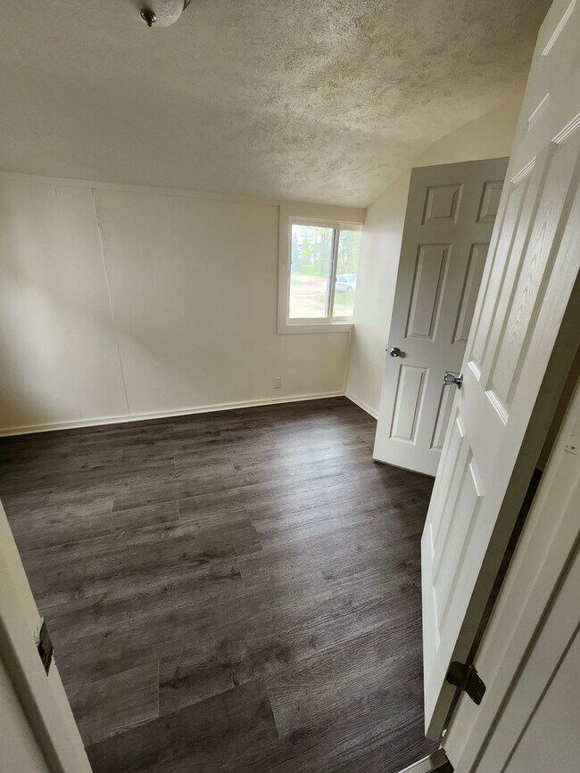 Photo - 511 S Michigan Ave Unit 511 S. Michigan Ave- Apt #1