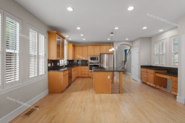 Spacious 3-Bedroom Home with Large Bonus Room & Loft in Bauer Highlands - Landscape Provided!