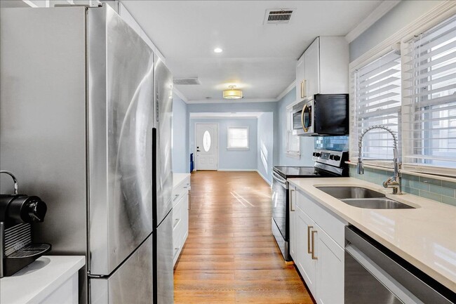 Photo - 3 Bed Apartment in North Middletown