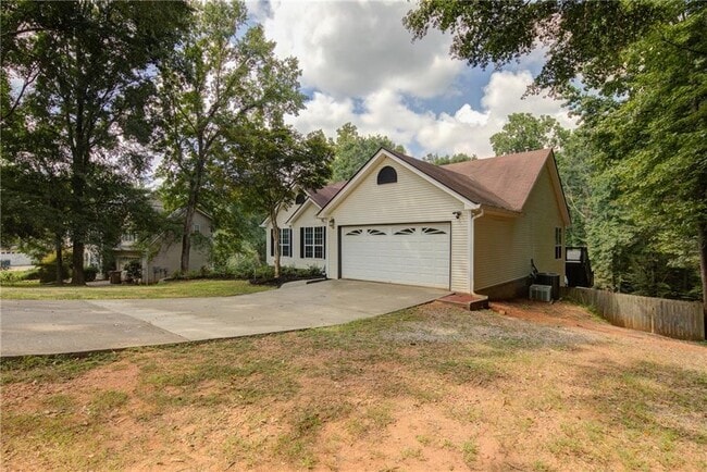 4267 Riviere Point