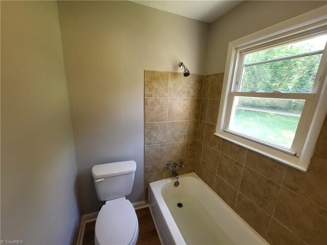 Photo - 2819 North O.Henry Boulevard Unidad H Rental