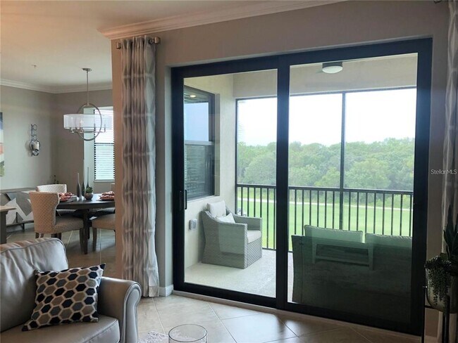 17510 Gawthrop Dr Unidad 405