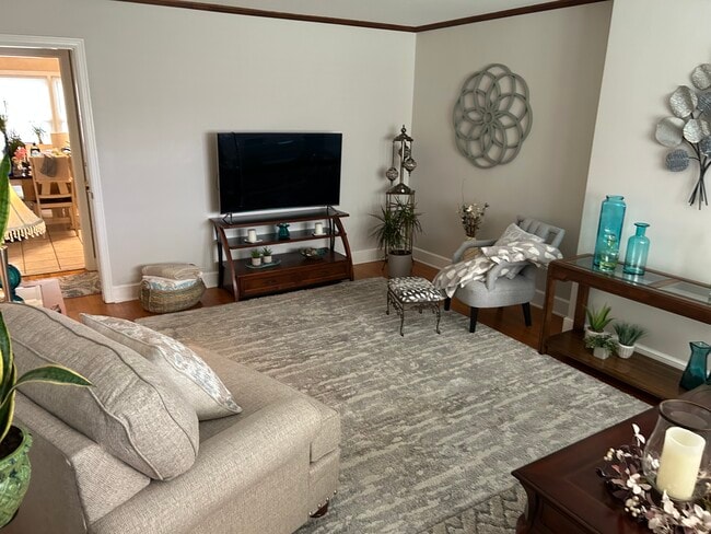 Photo - 3316 Troy Ave NW