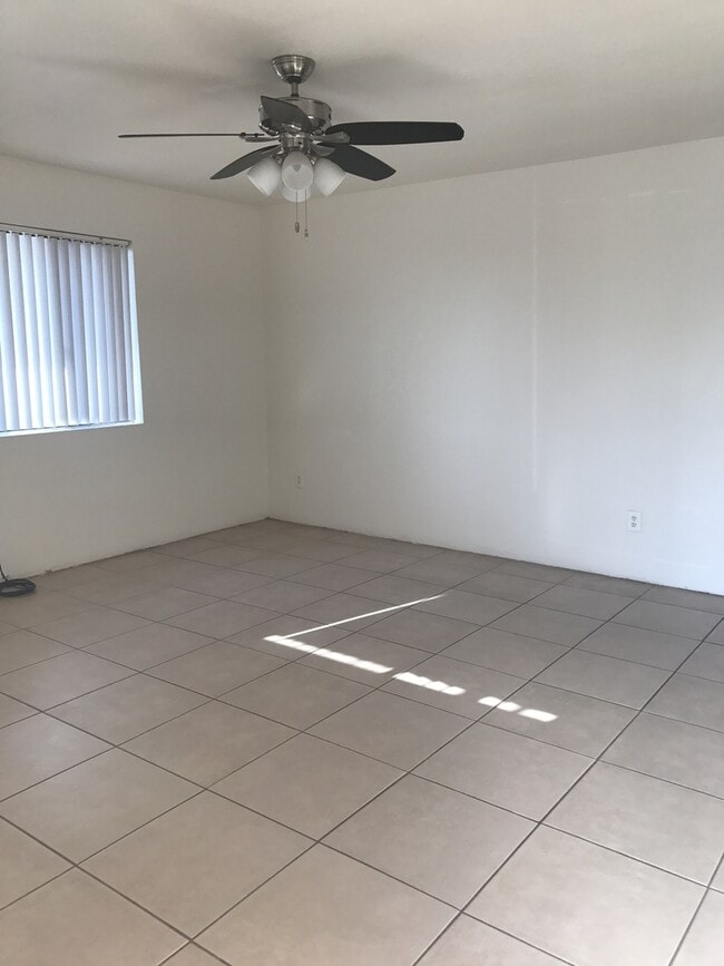 Photo - 2642 S Mountain View Dr Unit 1