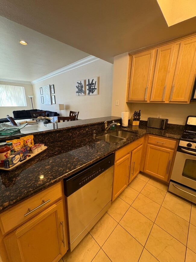 Photo - 210 E Flamingo Rd