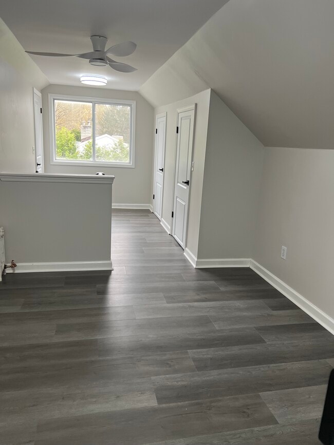 Photo - 11 Hudson Ave