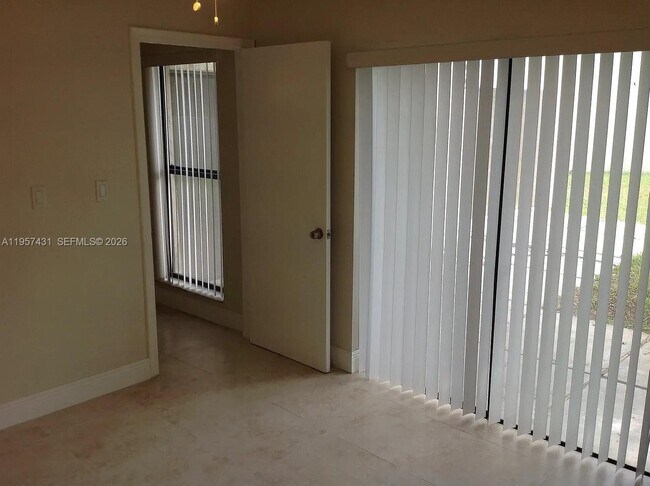 Photo - 10734 SW 117th Pl