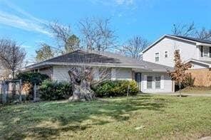 Photo - 331 Merribrook Trail
