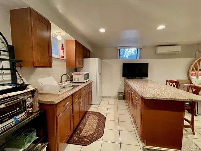 Photo - 169 Old Mamaroneck Rd Unit B1