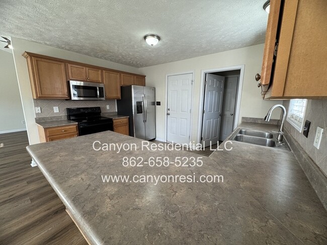 Photo - 1247 Chimney Swift Dr