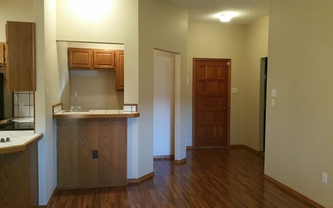 Photo - 116 Wilmington Cir
