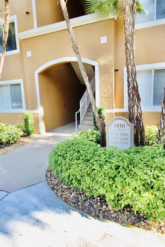 1810 Florida Club Cir