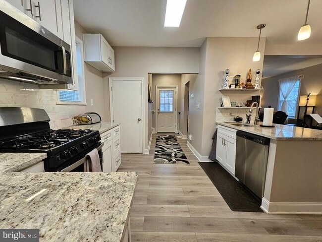 Photo - 404 W Wayne Ave