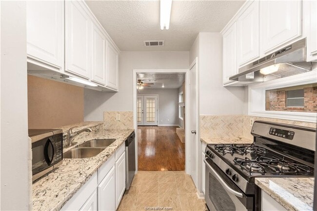 Photo - 3101 Red Robin Loop