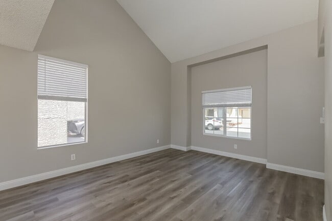 2821 Sesame Dr