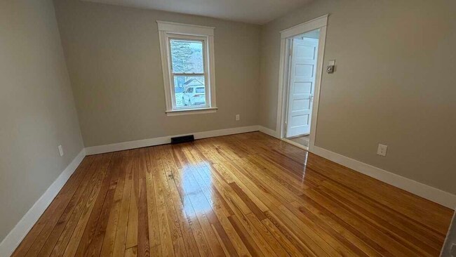 Photo - 108 Parsons St Unit 1