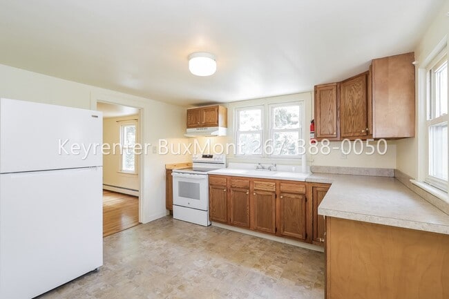 Photo - Charming 3-Bedroom, 2-Bath Home with Large Yard and Detached 2-Car Garage