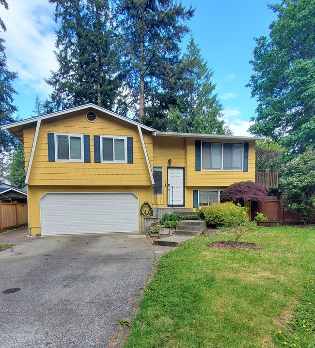 Beautifully Updated Home in Sought-After S... - Beautifully Updated Home in Sought-After S...