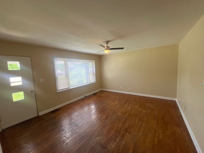 Remarkable Value. Unbeatable Location. - Remarkable Value. Unbeatable Location. House